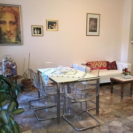 Отель Casa Nostra Signora Isola Farnese Экстерьер фото